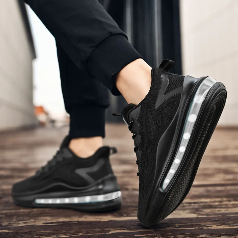 Large size men's shoes breathable lightweight sports shoes outdoor mesh black walking shoes trendy men's casual shoes running sh thumbnail 4