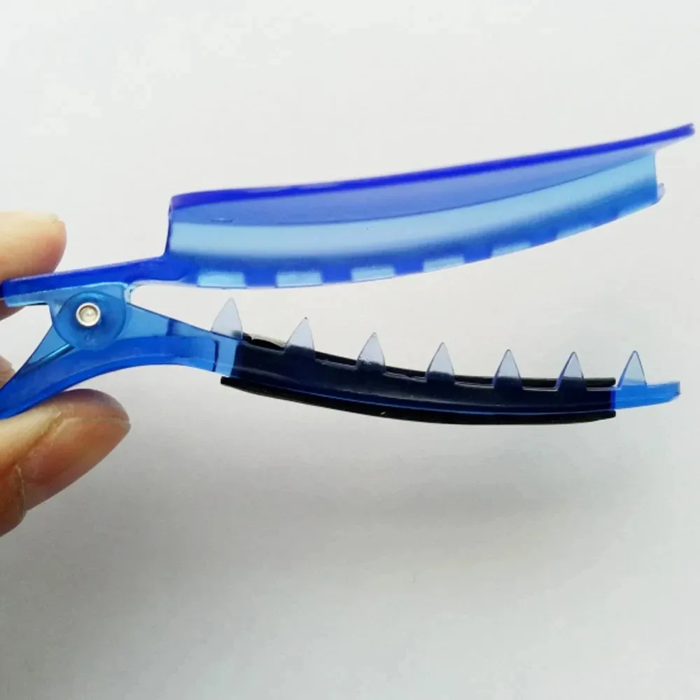 Professional Blue Quick Sectioning Hair Clips for Salon Hair Extensions - Essential Tool for Hairstylists thumbnail 6