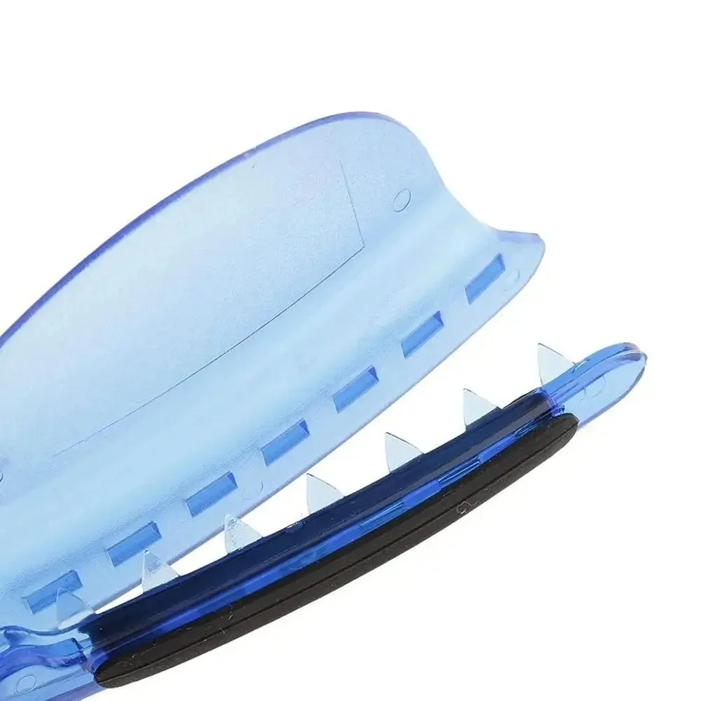 Professional Blue Quick Sectioning Hair Clips for Salon Hair Extensions - Essential Tool for Hairstylists thumbnail 5