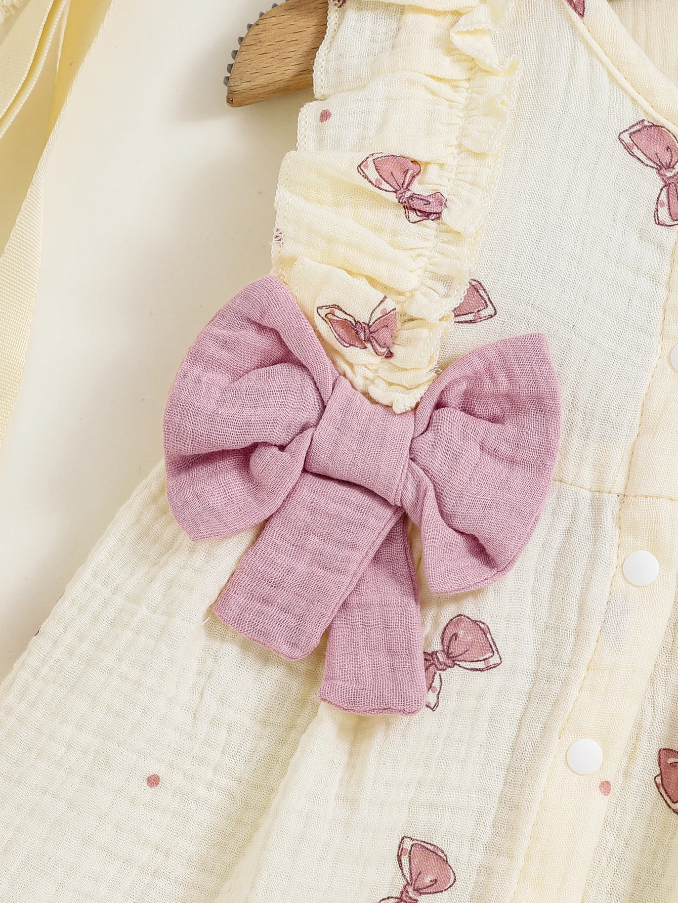 2Pcs Baby girl Dress Round neck Bow print Ruffle Edge Dress+Hat Set suitable for Giving to 0-9 Month Baby girl Newborn Dress thumbnail 6