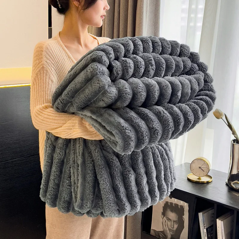 1 Pc ROSEKIND Blankets 3 Size for Bed, 300GSM Soft & Warm Fleece Blanket, This Stylish throw Blanket for All Season 2Lbs thumbnail 4