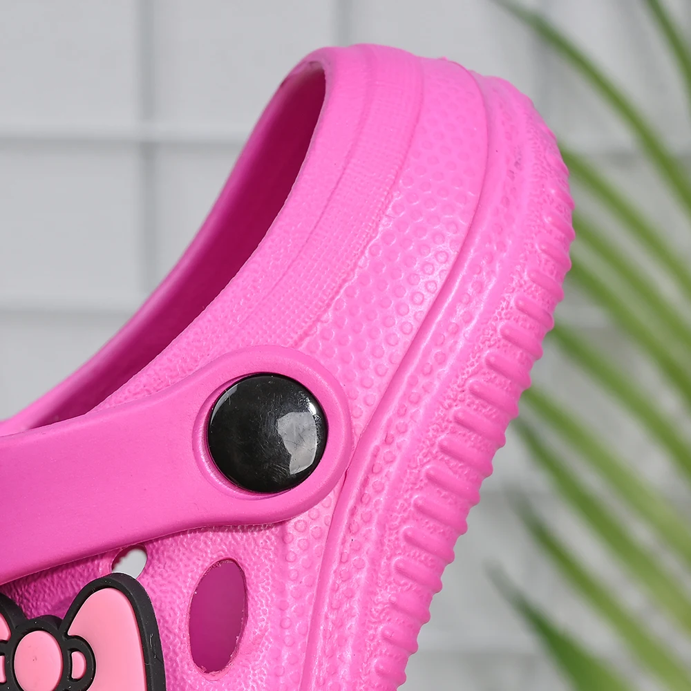 Lovely Sanrio Garden Clogs Girls Slippers Hello Kitty Pattern Summer Light Outdoor Slippers for Children Beach Pool Shoes thumbnail 6