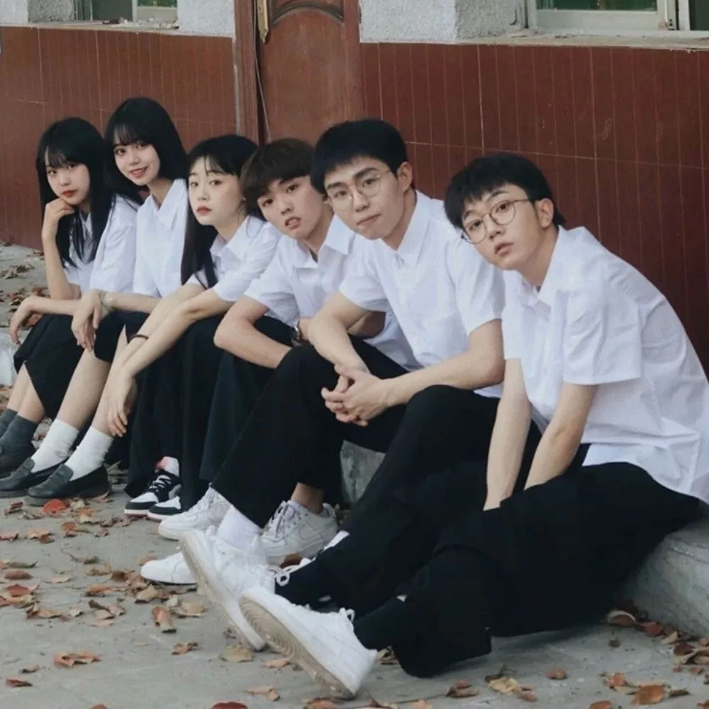 Casual Classic White Shirt Basic Preppy Style Loose Fit Shirt Simple Short Sleeve Blouse High School Students thumbnail 2