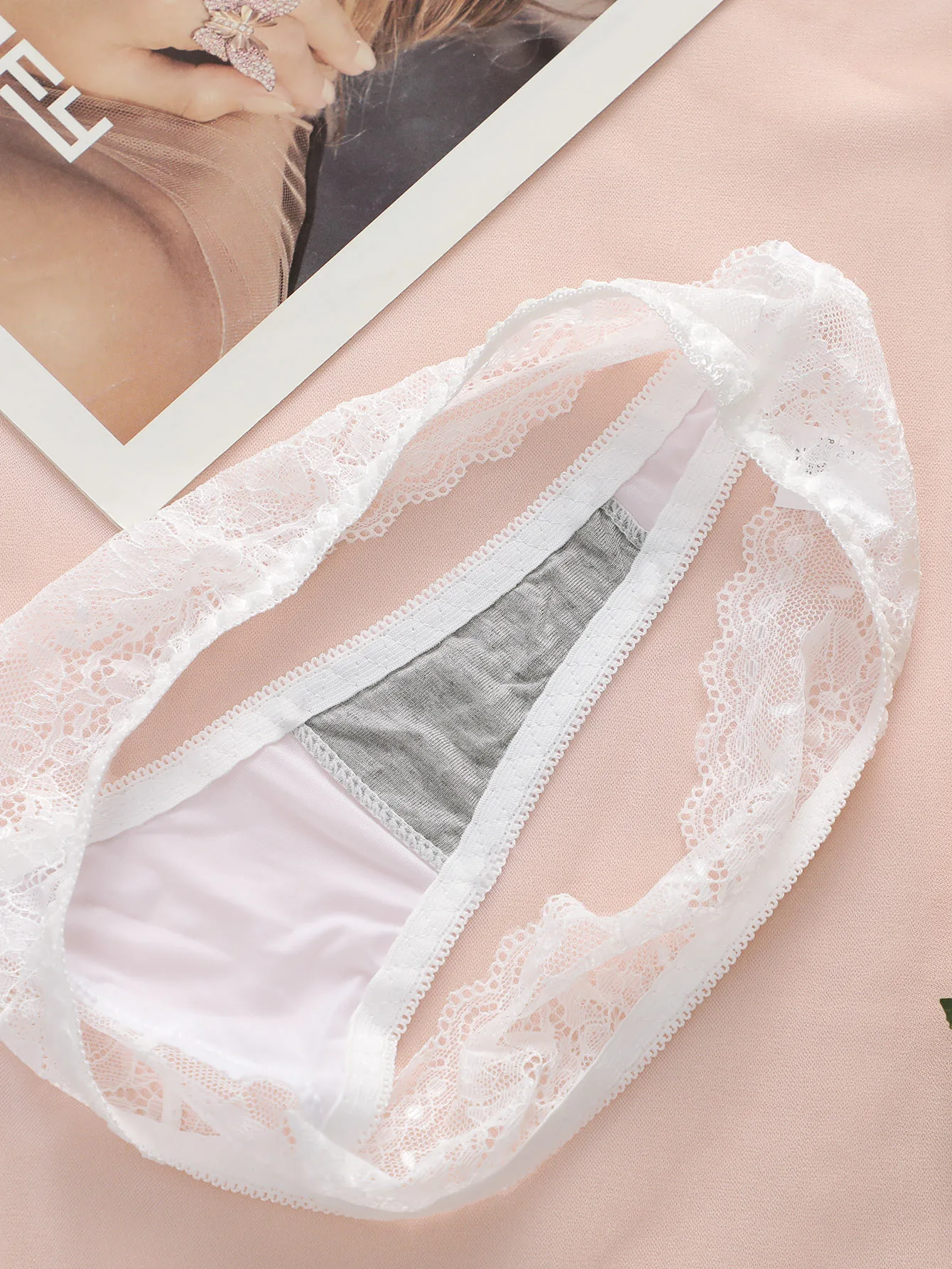 Hot selling women's sexy embroidered lace bra set with steel ring gathering push up and seamless thong set B6064 thumbnail 4