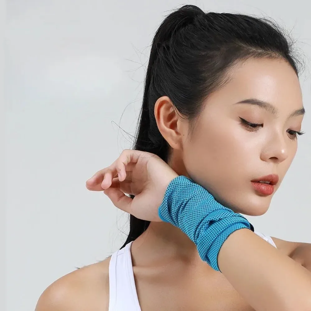 Portable Outdoor Sport Ice Towel Sweat Absorption Wrist Protector Quick-drying Cooling Wristband for Fitness Camping Running thumbnail 2