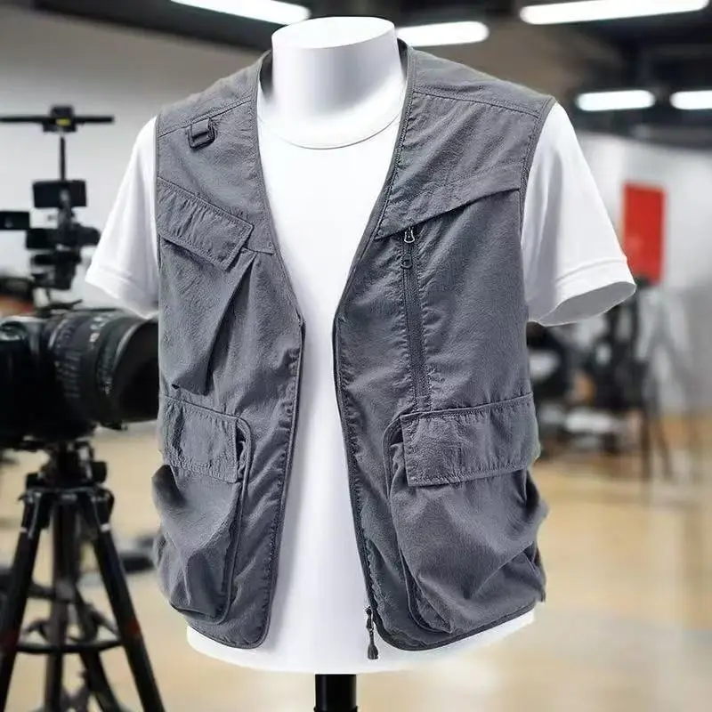 2026 Summer Outdoor Pocket Camping Fishing Casual Sleeveless Vest Jacket Coat Thin Functional Workwear Tops For Men Women