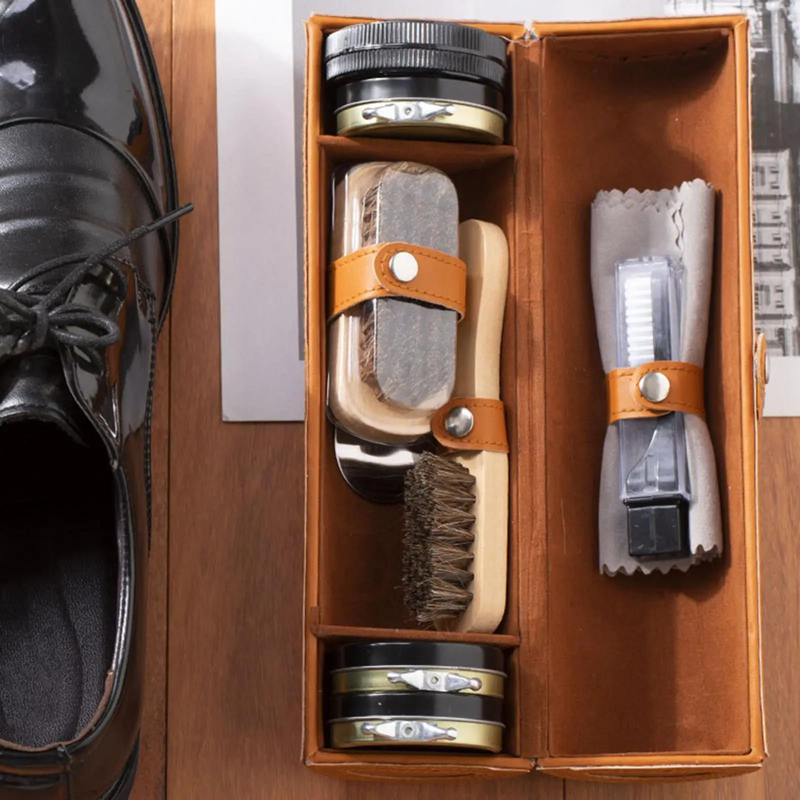 Versatile Shoe Care Cleaner Kit Portable Shoe Polish Set Leather Cleaning Kit with Storage Box for Travel Home Maintenance thumbnail 6