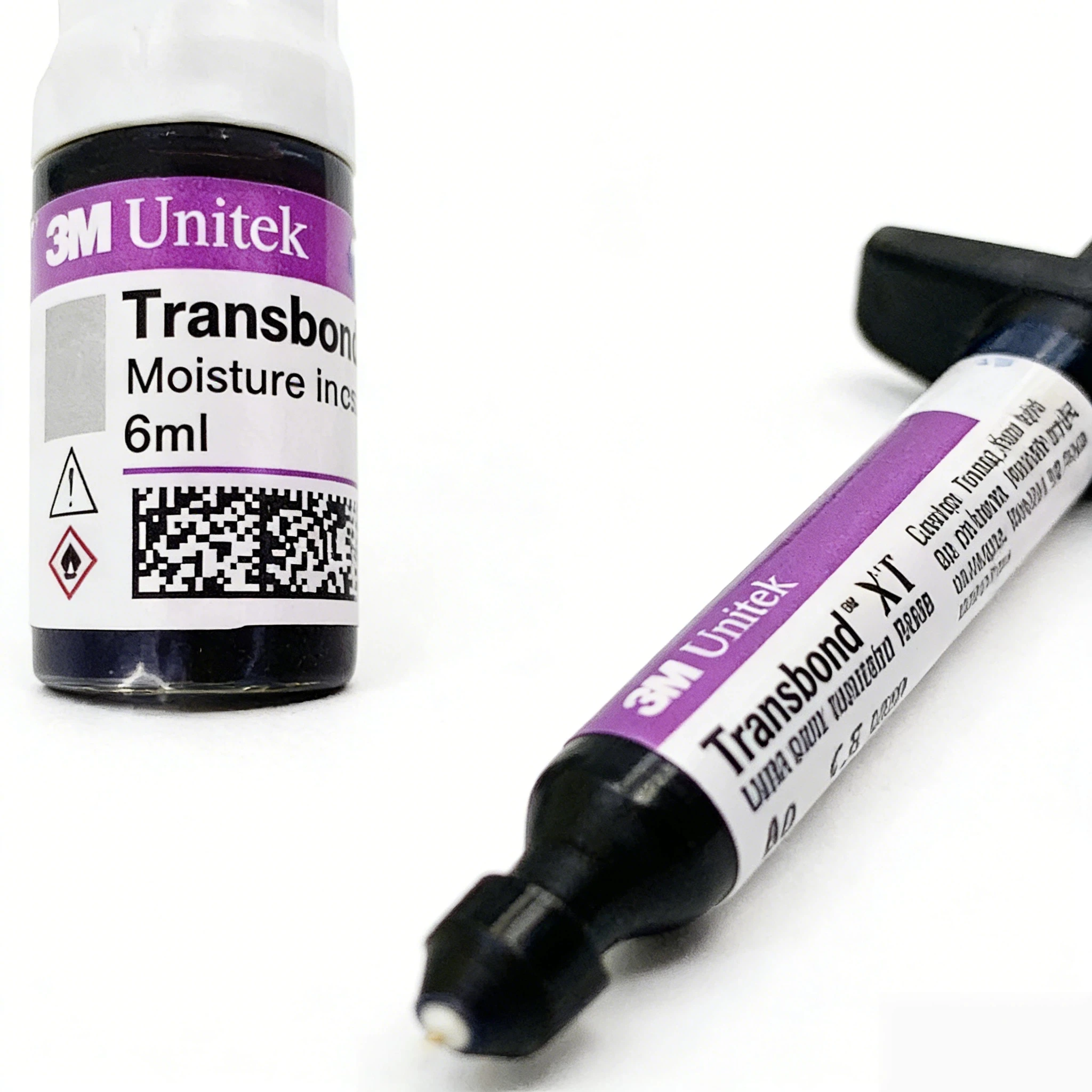 Dental Light-Cure Orthodontic Adhesive, Transbond XT Resin Adhesive for Bracket Bonding.