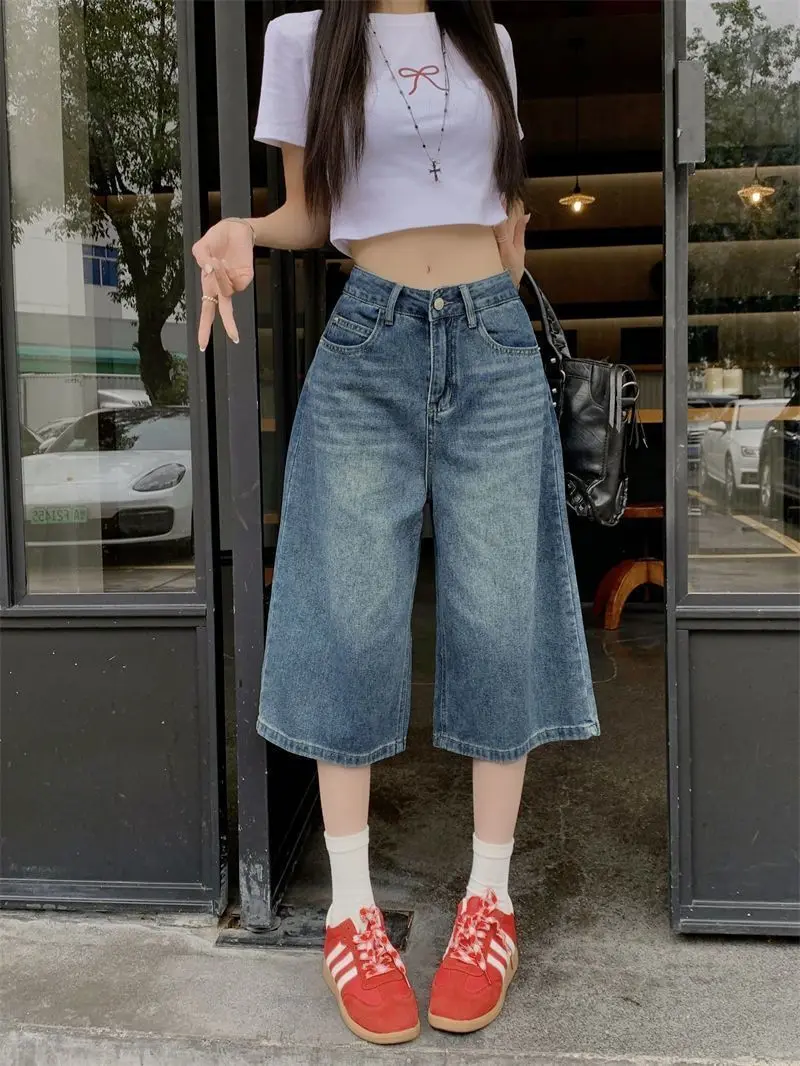 Summer American Style Vintage Women Baggy Jeans Y2k Loose Washed High Waist Knee Length Denim Pants Streetwear Wide Leg Shorts thumbnail 3