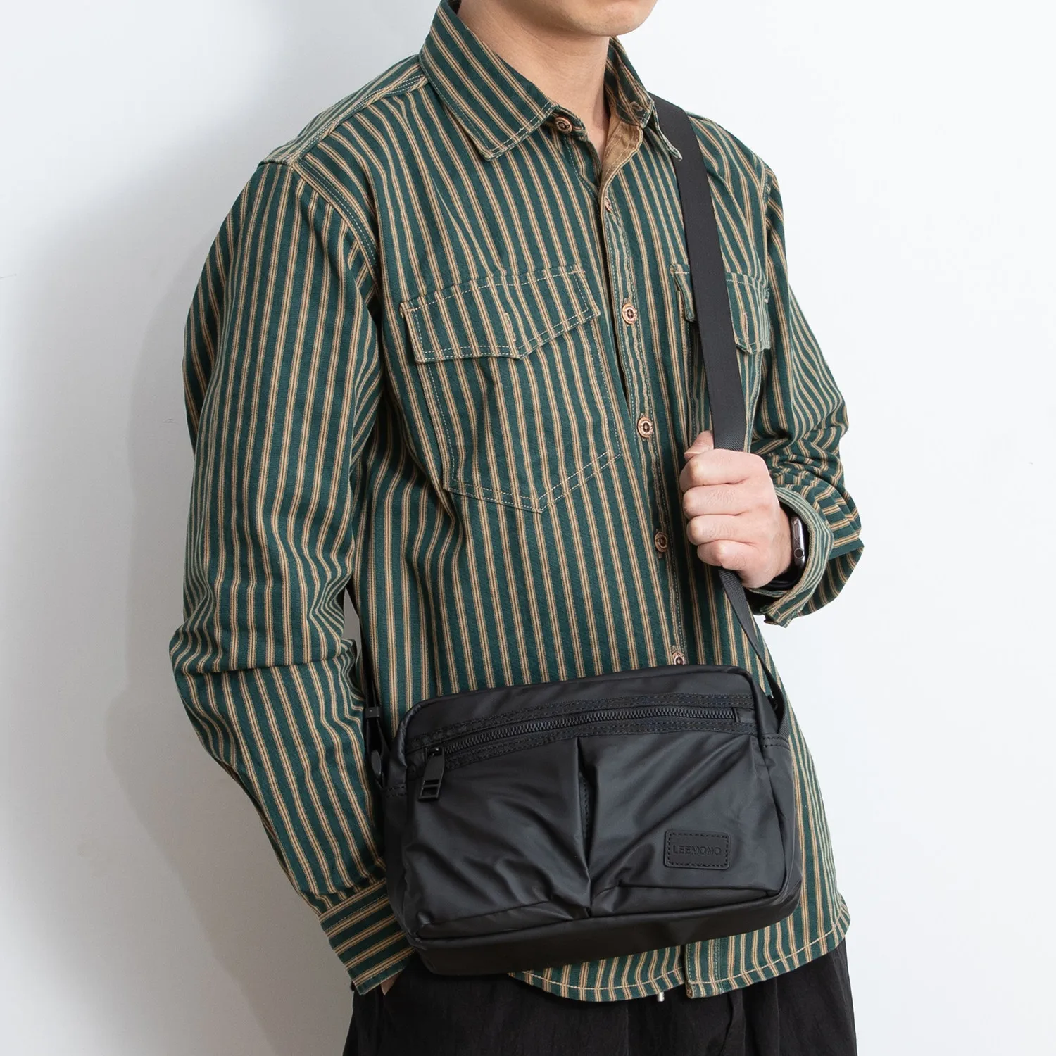 Casual Unisex Crossbody Bag Oxford Cloth Ultra-light Solid Color Leisure Travel Messenger Bag Simple High-quality Diagonal Bag thumbnail 2
