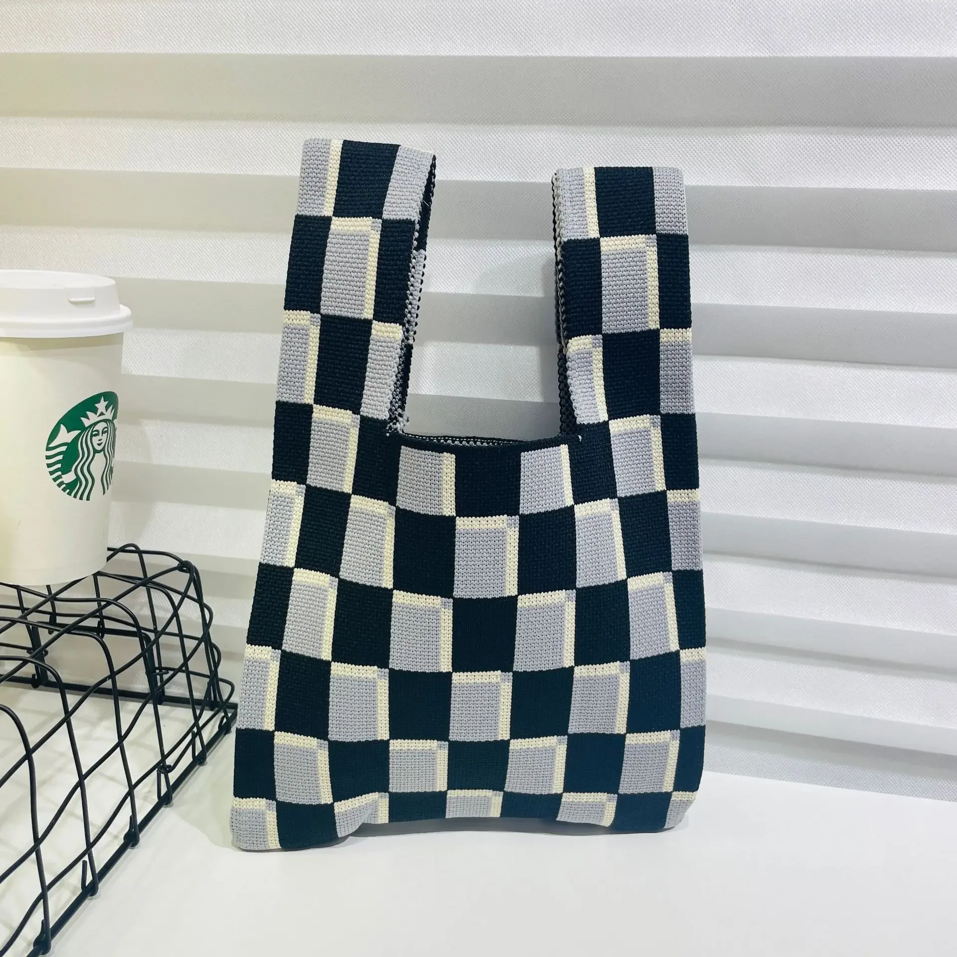 Korean Style Knitted Large Capacity Fashionable Handbag Women's Casual Leisure Bag Trendy Checkered Design Multi-purpose Wrist B thumbnail 3