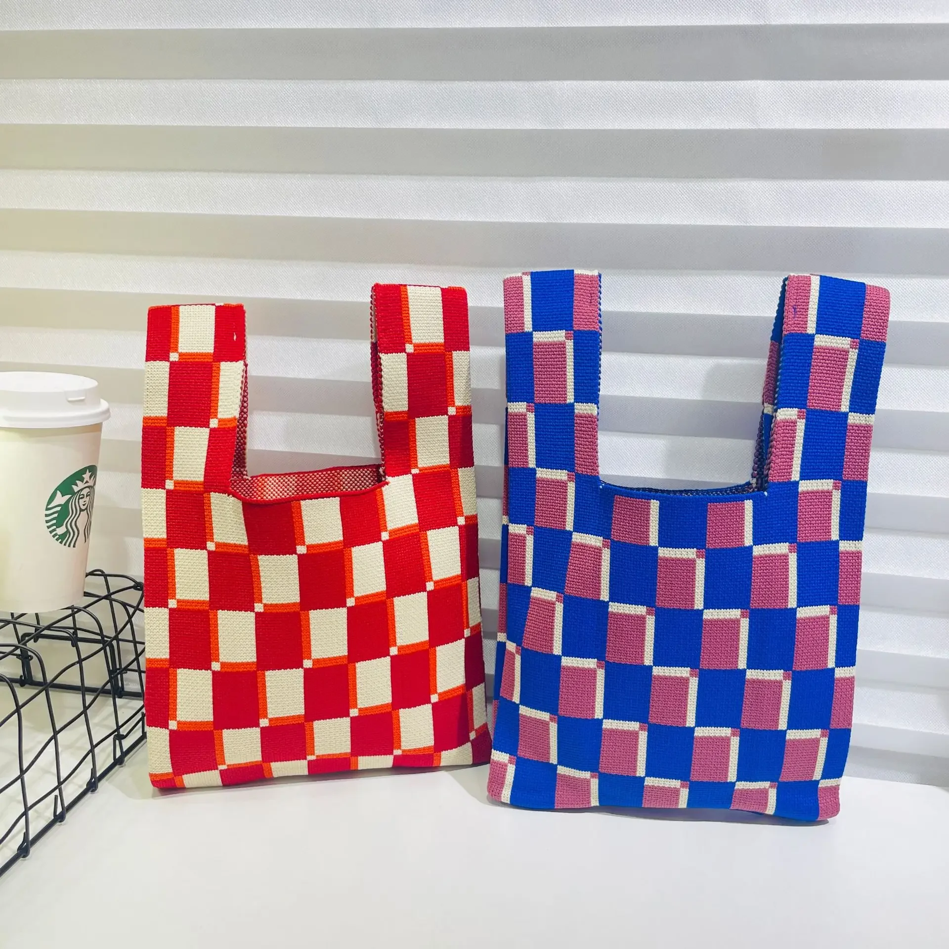 Korean Style Knitted Large Capacity Fashionable Handbag Women's Casual Leisure Bag Trendy Checkered Design Multi-purpose Wrist B thumbnail 4