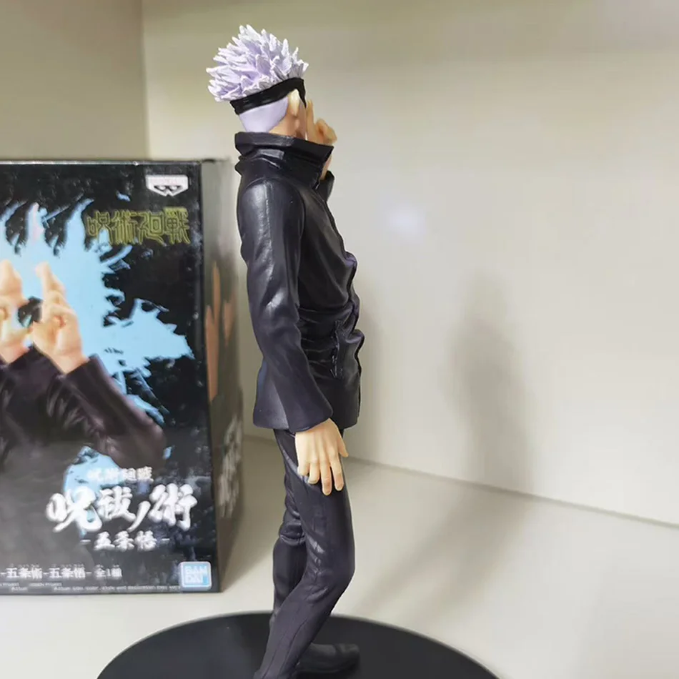 19cm Jujutsu Kaisen Anime Figure Gojo Satoru Anime Statue PVC Action Figure Collection Model Toys Children's Ornament Doll thumbnail 6