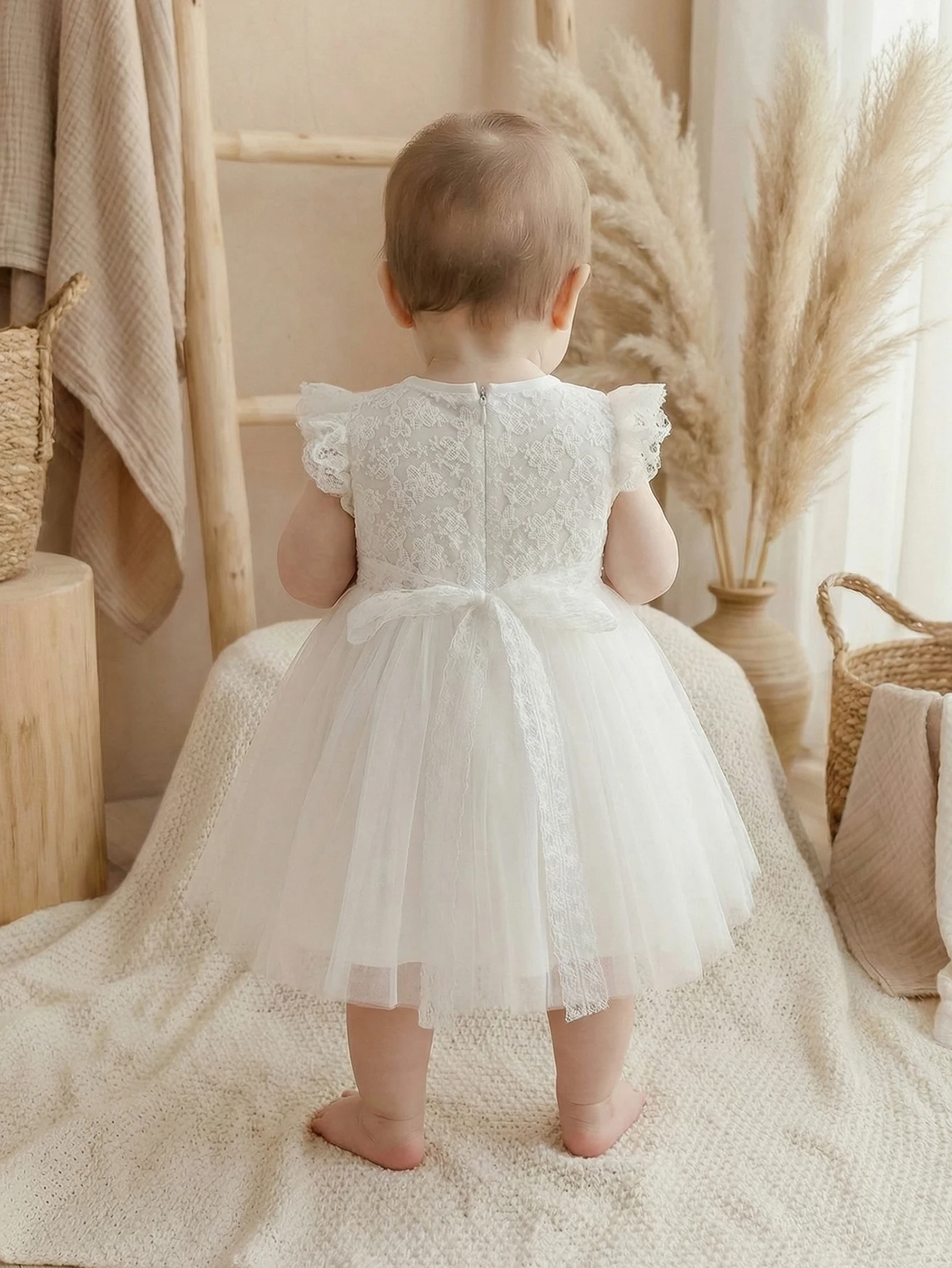 Baby girl, 0-2 years old, white dress with lace trim and floral embroidery, fluffy net fabric, for baptism, with a hat thumbnail 4