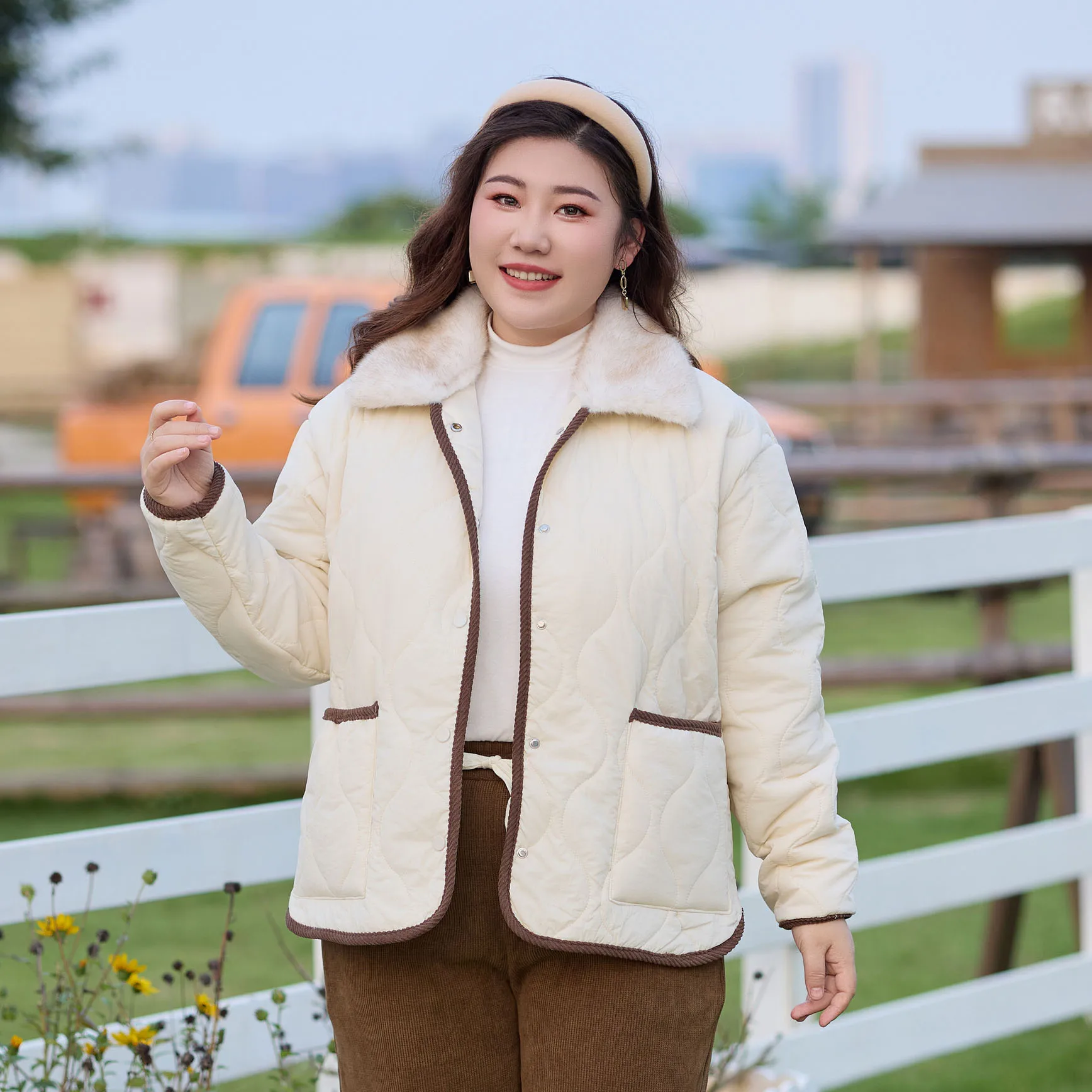 XXXXL Fashion Plus Size Women's Parkas For The Winter Outerwear 2026 Simple Fur Lapel Chic Style Padded Jacket Casual Warm Coat
