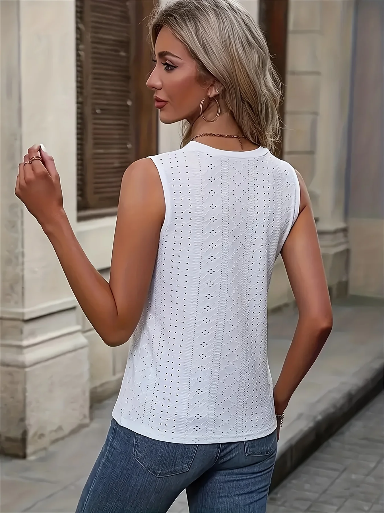 Solid Color Hollow-Out Embroidered Detail Round Neck Tank Top for Spring and Summer thumbnail 2