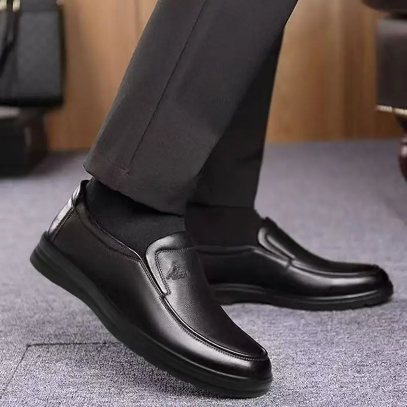 Business Casual Leather Shoes Men's Slip-On Anti-Slip Soft Bottom Breathable round Toe Adult Footwear Comfortable All-Season thumbnail 3