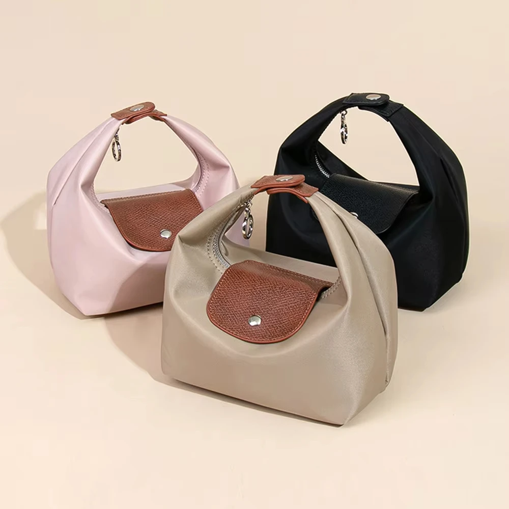 Versatile Lady Crossbody Bag Nylon Waterproof Tote with Two Detachable Straps Fashionable Dumpling Handbag for Women