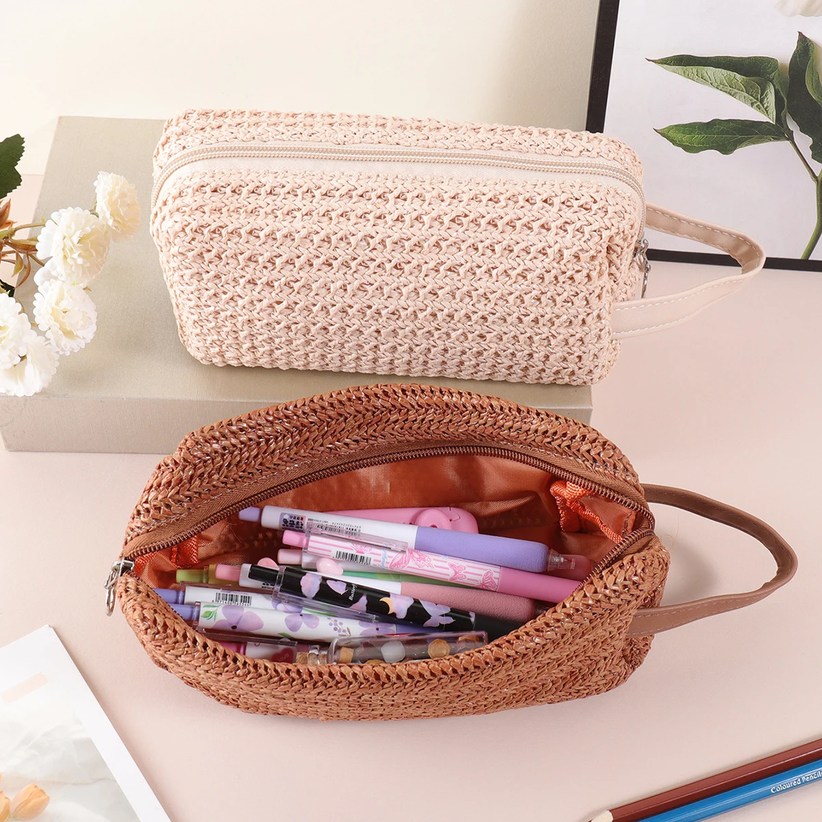 Wristlet Handheld Straw Bag Solid Color Fashion Women's Portable Outdoor Daily Use Coin Purse Cosmetics and Phone Storage thumbnail 2