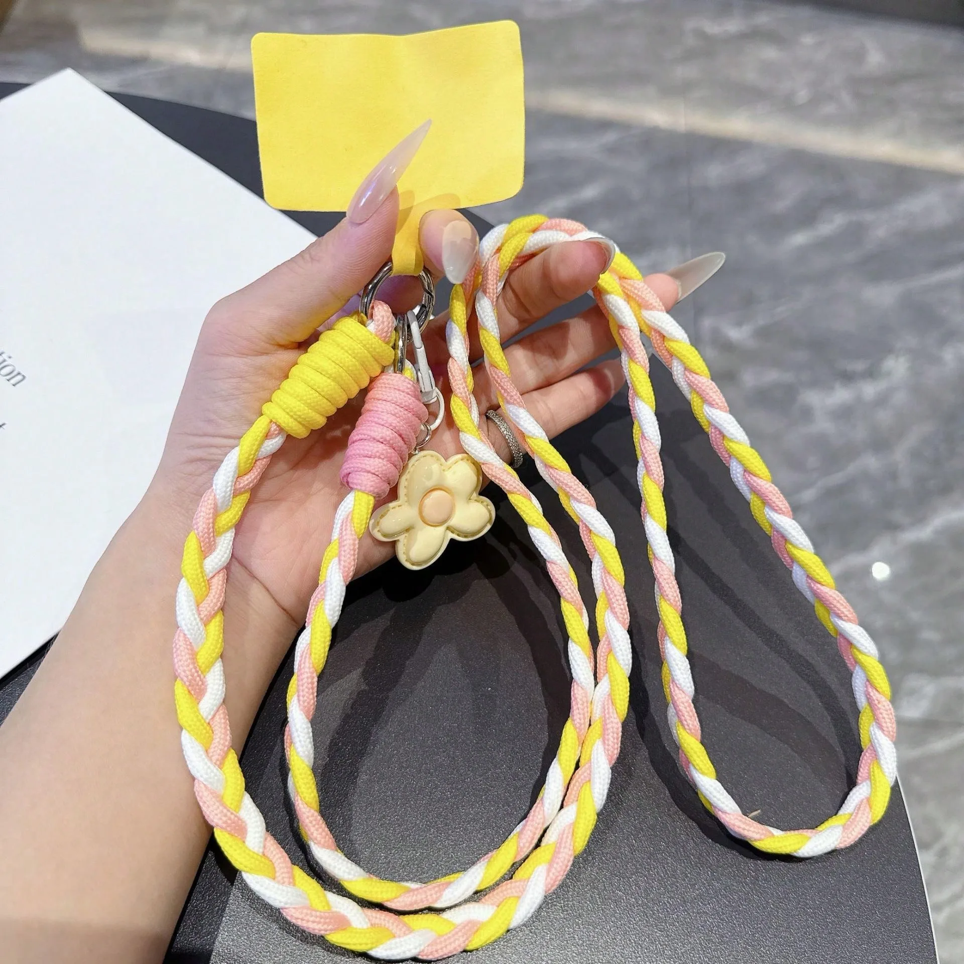 Candy Five-Petal Flower Phone Crossbody Lanyard Dopamine Style Short Phone Case Lanyard Hand-Woven Anti-Lost Phone Chain Pendant thumbnail 6