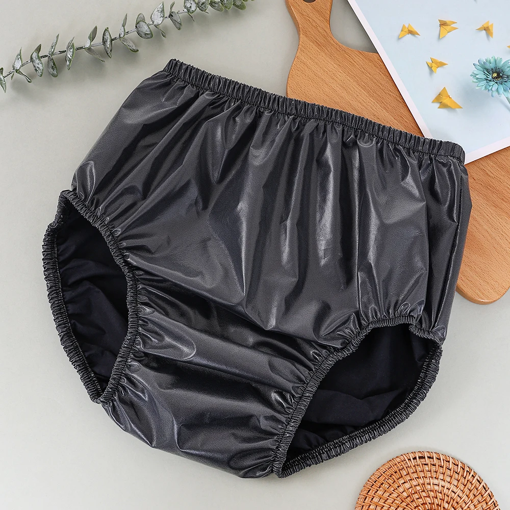 Adult diapers are soft, skin-friendly and leak-proof, suitable for women during menstruation and the elderly sick in bed.