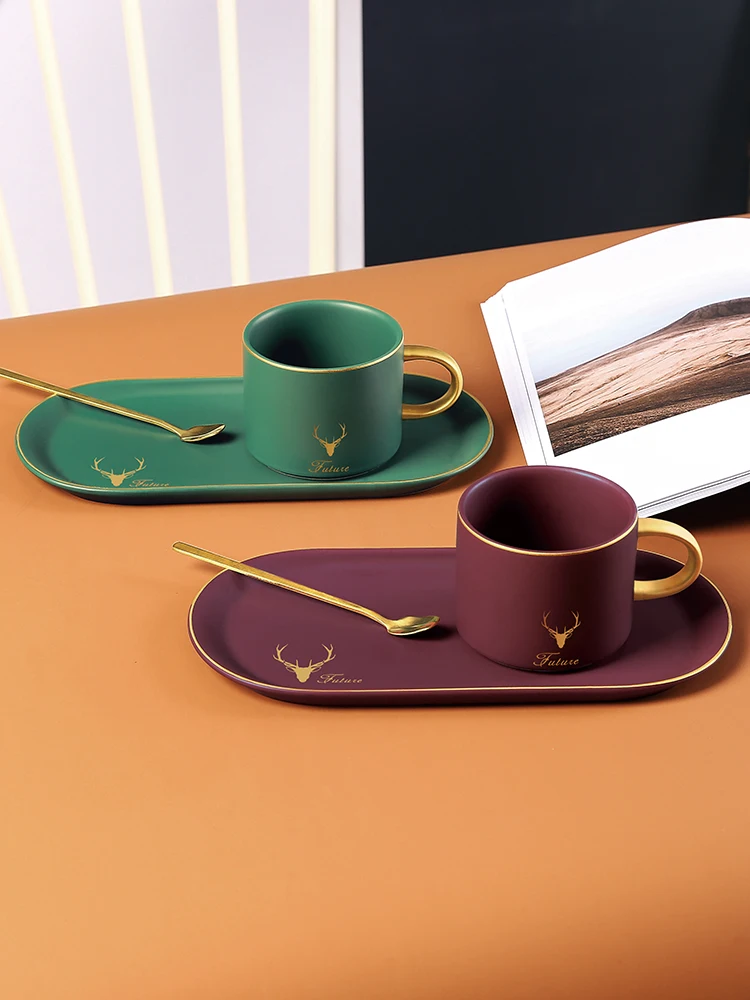 Luxury Ceramic Coffee Cup And Saucer Sets With Spoon Breakfast Milk Mug Afternoon Tea Cup With Snack Plate Office Drinking Cup