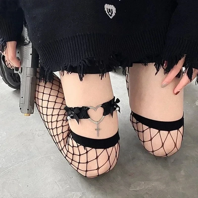Fashion Cute Women Elastic Garter Belts Heart Leg Neck Ring Gothic Punk Girls Adjustable Thigh Stokings Clip Harness Suspender thumbnail 3