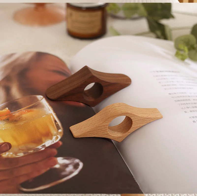 Solid Wooden Thumb Bookmark One Hand Reading Thumb Book Support Book Page Holder Convenient Bookmark Lovers Reading Aids Tools thumbnail 2