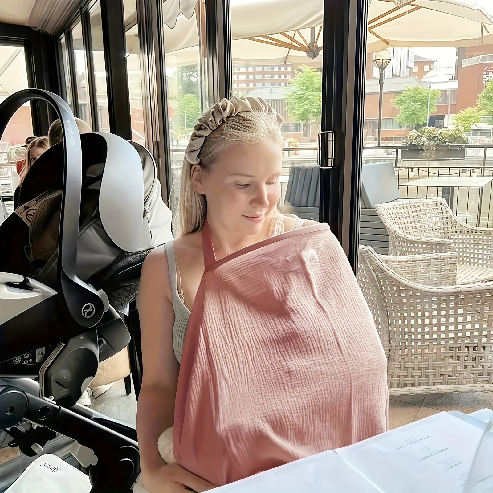 1 Piece, Multifunctional Nursing Cover, Soft and Breathable All-Round Privacy Nursing Cover, with Inner Lining Made of Bean Velvet Material, Multi-Purpose Baby Safety Seat Cover thumbnail 4