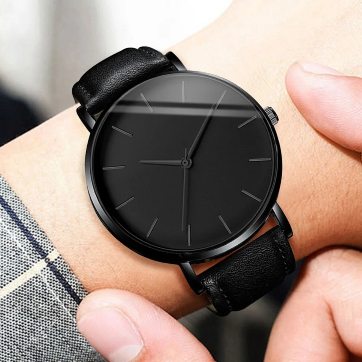 4PCS Fashion Men Business Watches Jewelry Set Simple Dial Quartz Wristwatch for Man Clock Reloj Hombre（Without Box） thumbnail 4