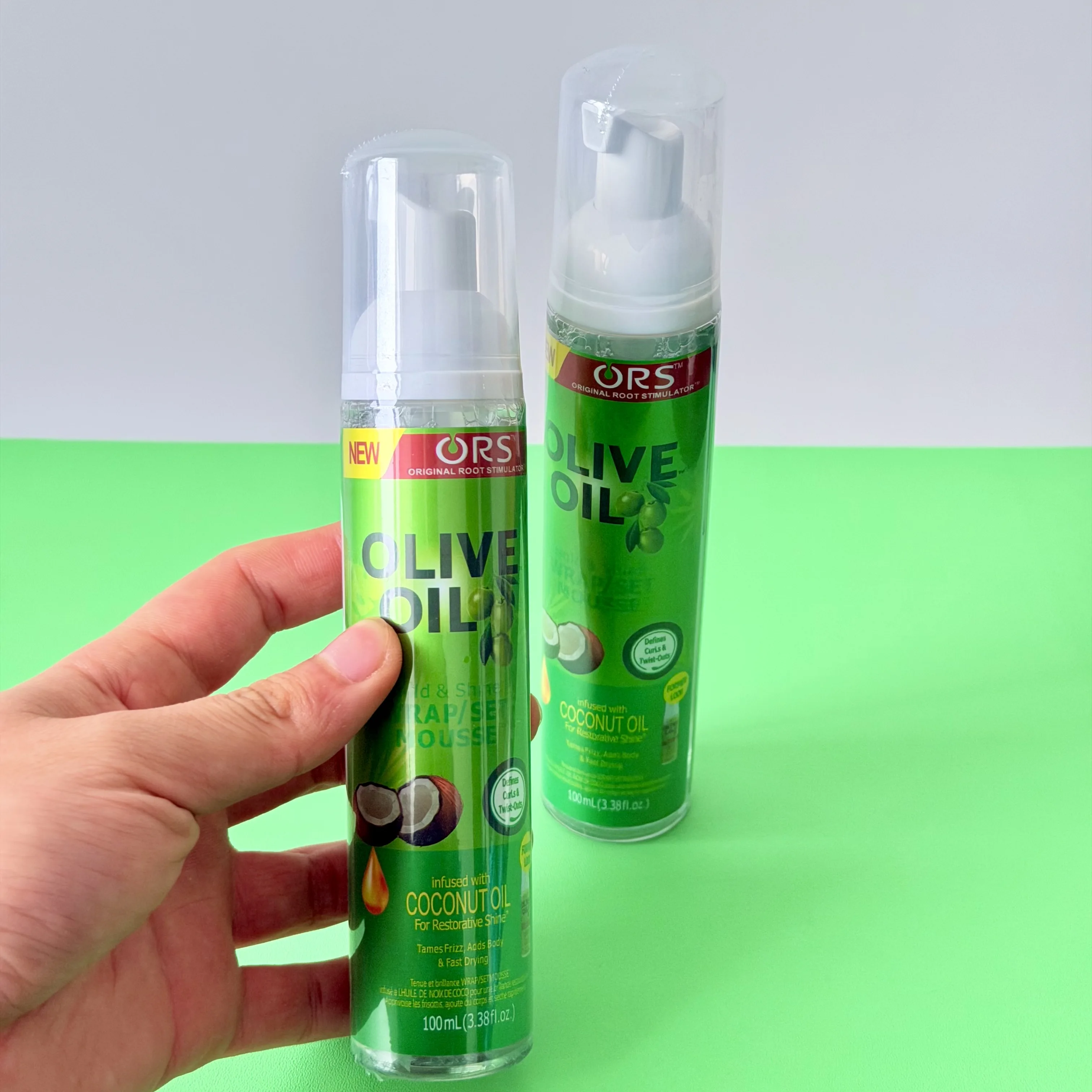 Curly Hair Mousse（207ml) For Wigs Strong Hold Olive Oil Hair Styling Mousse Anti-Frizz Hair Foam Mousse For Styling Hair Women