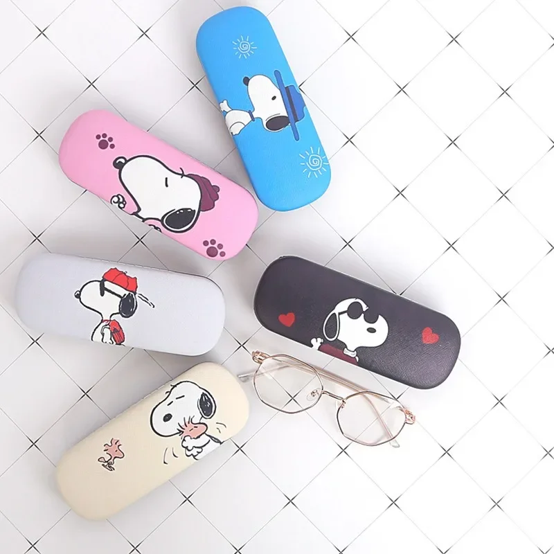 Snoopys Men Eyeglasses Box Women Hard-shell Glasses Case Cartoon Anime Derivative Peripherals Portable Crush-resistant Box Gift thumbnail 2