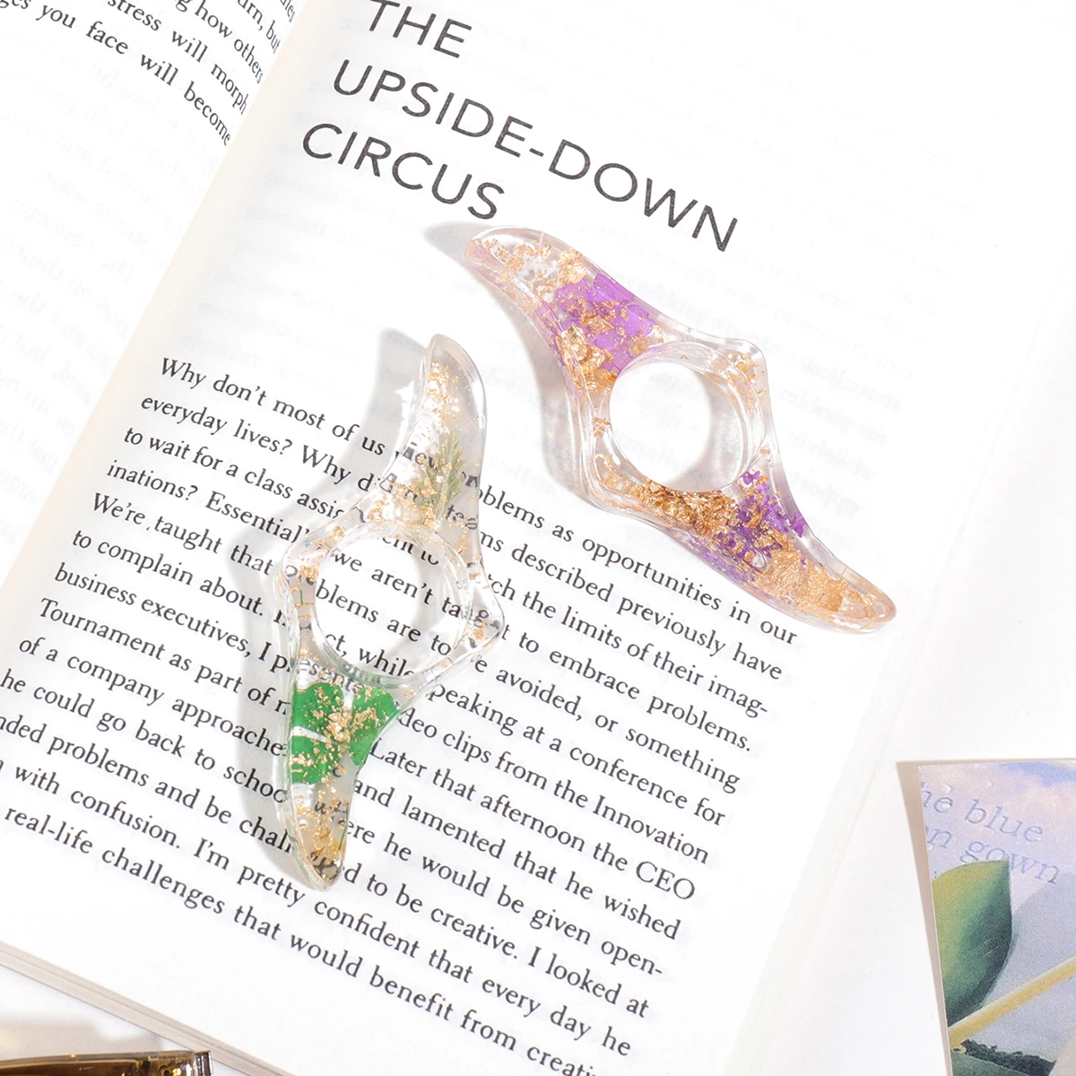 Resin dried flowers Thumb Bookmark School Supplies Reading Aid Student Book Accessory Page Divider Book page accessories thumbnail 4