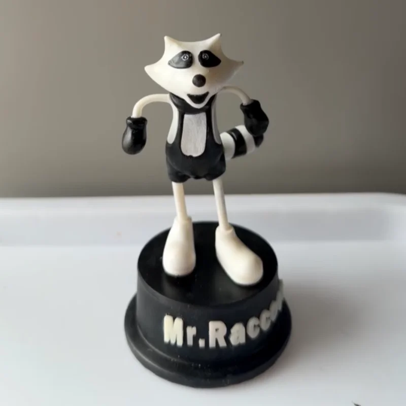 New Resident Evil Figure Mr Raccoon Action Figures With Base Game Horror Collcetion Model Ornament Game Periphery Holiday Gift thumbnail 3