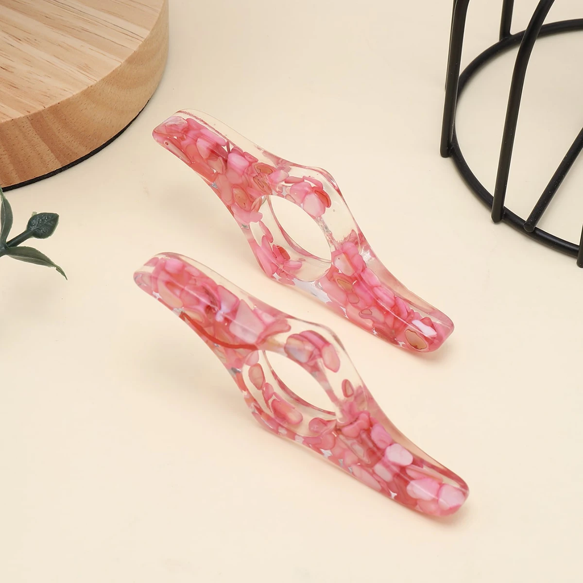 Pink stone creative portable thumb bookmark, fashionable school supplies, used for separating pages in books gift for friends thumbnail 4