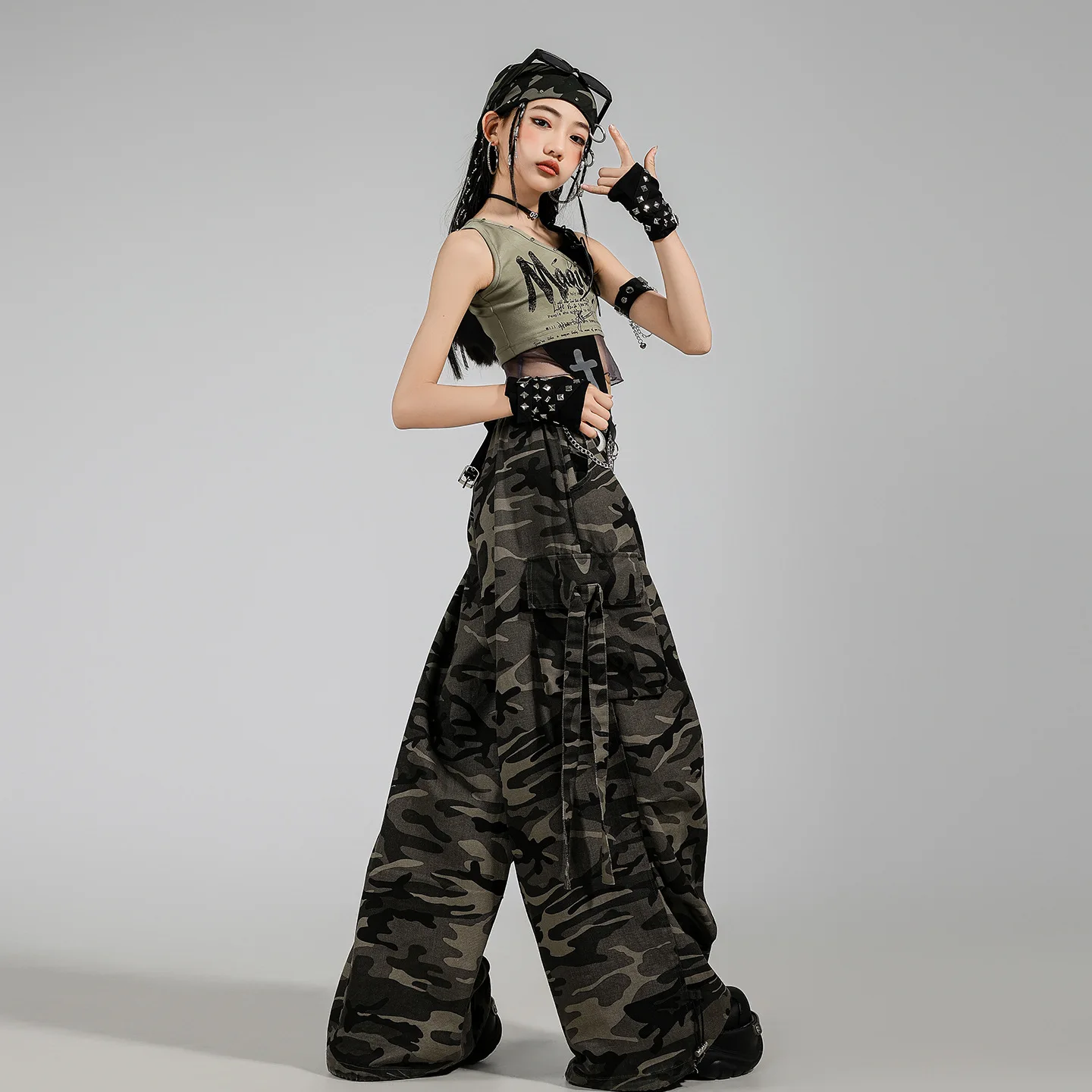 Girls K-pop Cool Crop Top Camouflage Cargo Pants Kids Hip Hop Streetwear Costume Child Jazz Girl Group Street Dance Clothes Sets thumbnail 2