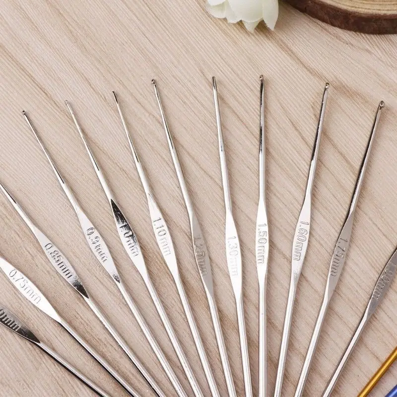 Random Crochet Color Mixed Color Aluminum Crochet Hook Needles for DIY knitting Yarn Kit tools with Case Crochet Kit thumbnail 4