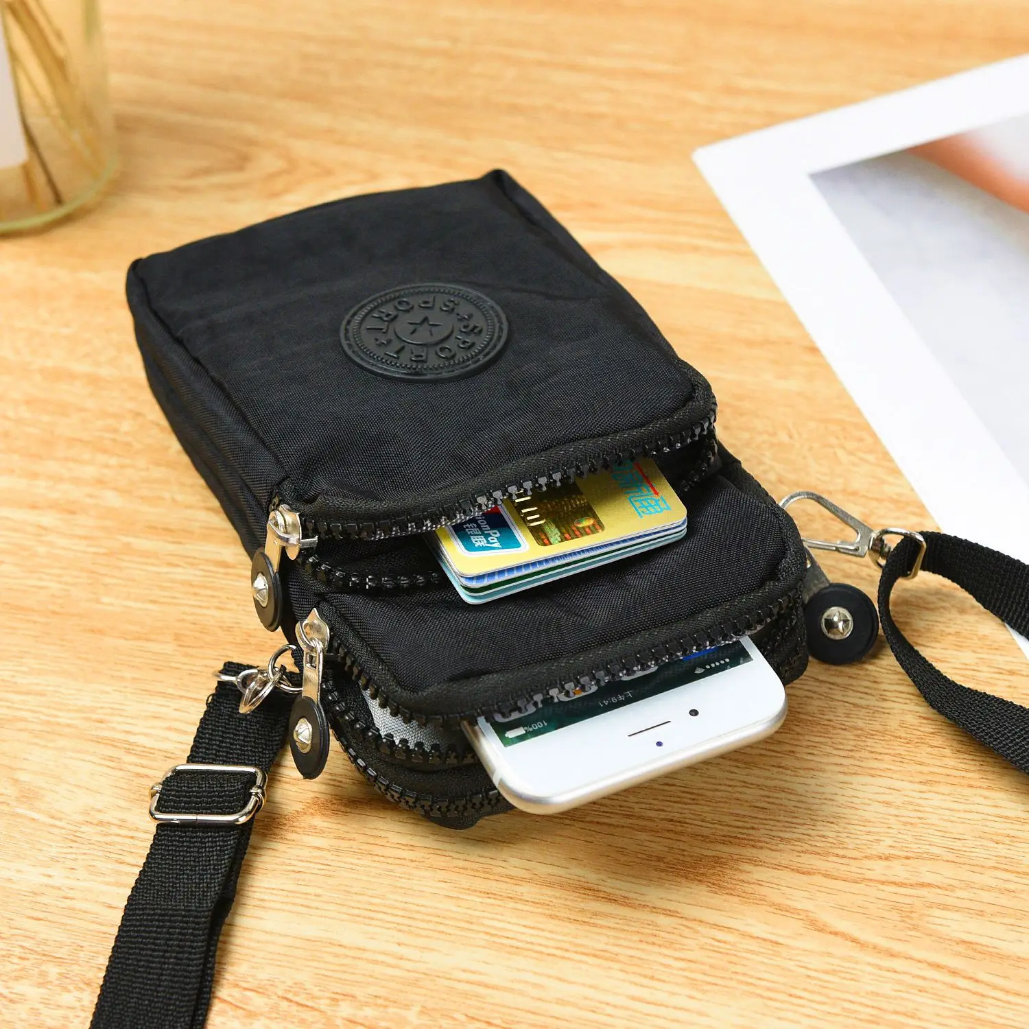 Nylon Crossbody Phone Bag Women's Running Handbag Wristlet Coin Purse Street Style Trendy Shoulder Bag Daily Match Soft Canvas thumbnail 4