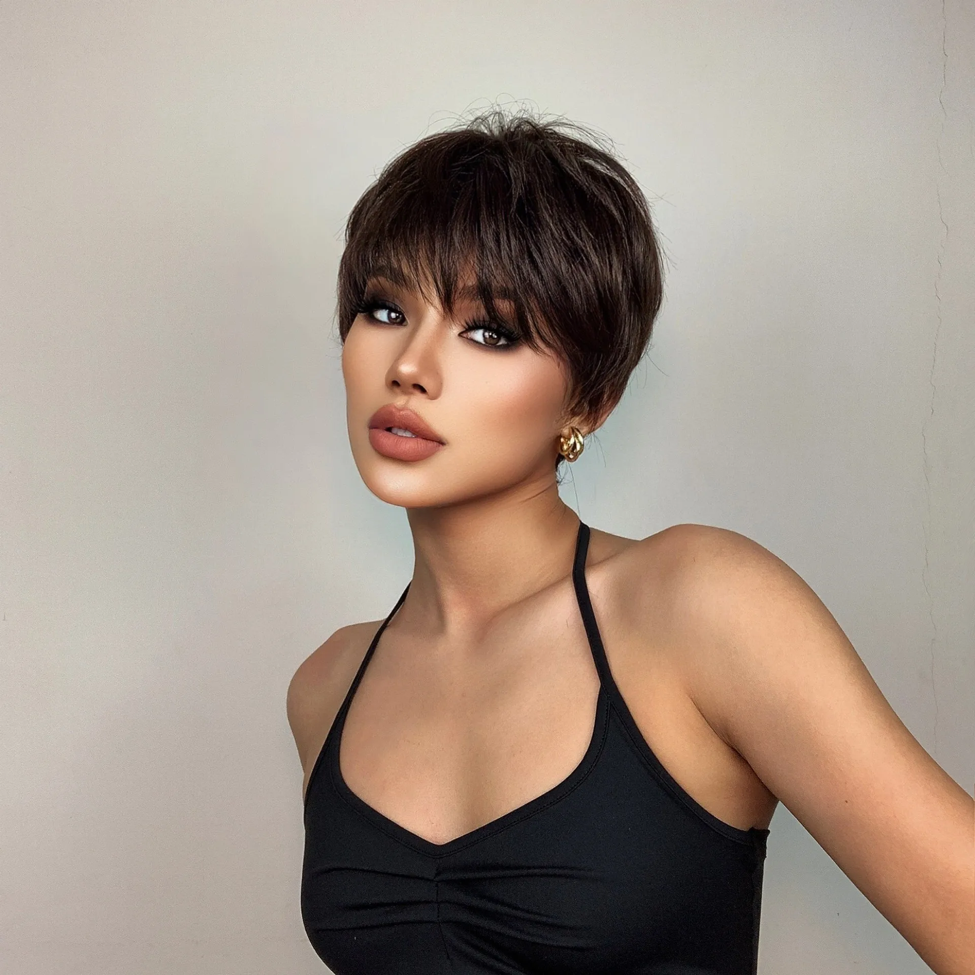 Fashion short hairstyle synthetic wig for Halloween cosplay, role-playing wig, daily party high-temperature hair accessory set thumbnail 4