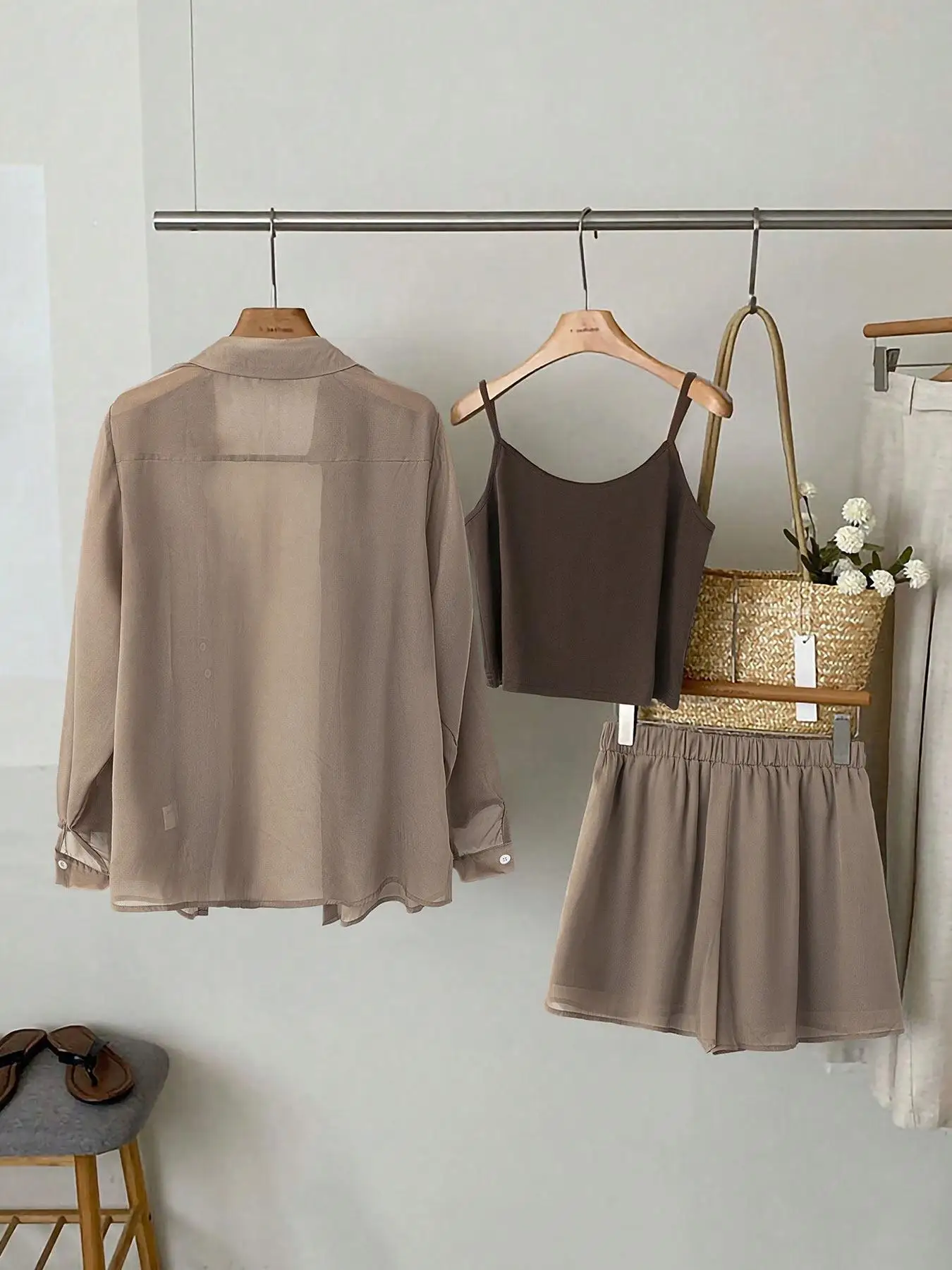 【Plus Size】 Three-Piece Set Solid Color Set, Casual Long Sleeve Button Shirt & Crop Cami Top & Shorts Set thumbnail 2