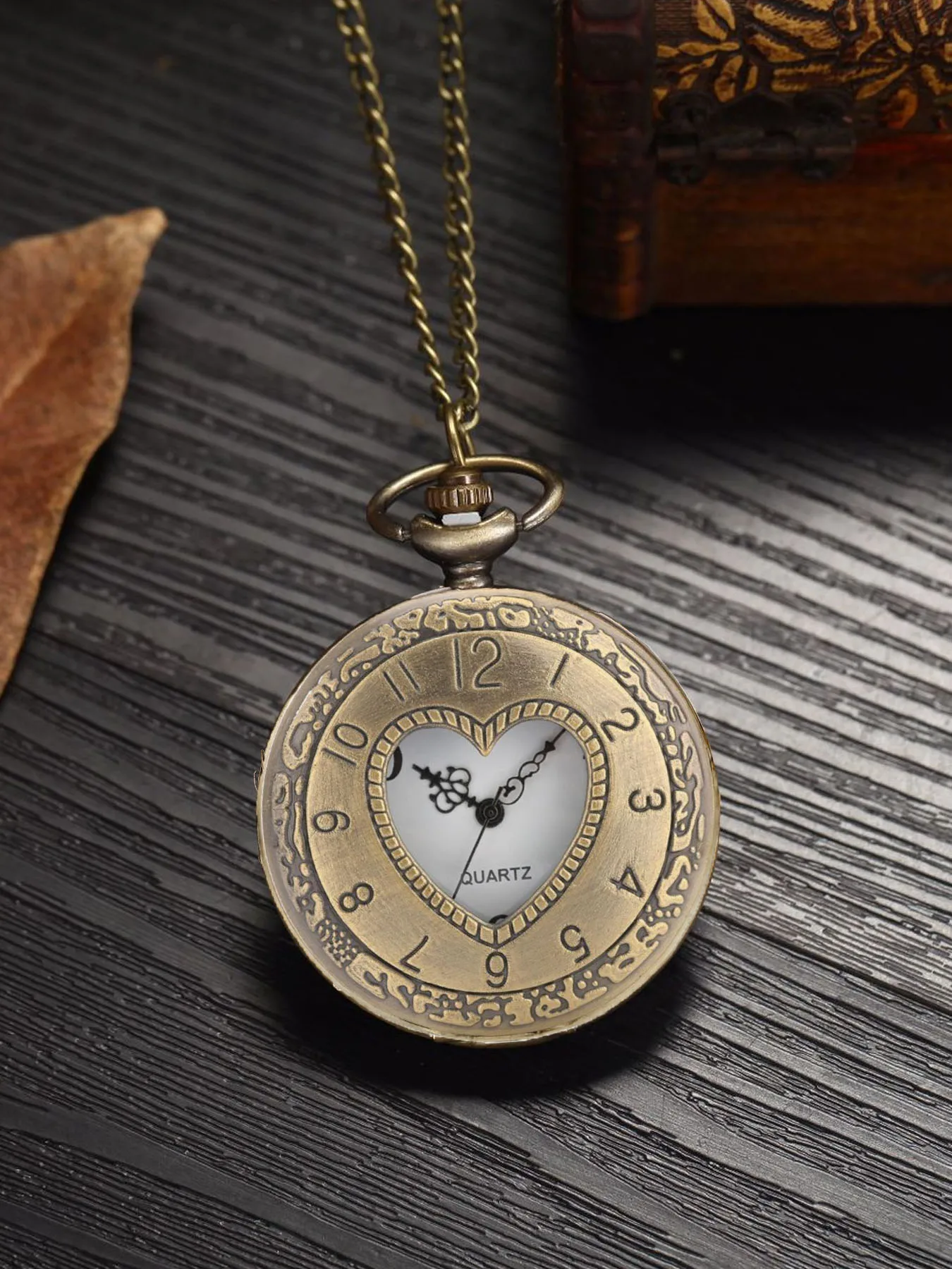 Personalized hollowed out retro pocket watch flip quartz watch creative dial retro pocket watch for men and women thumbnail 4