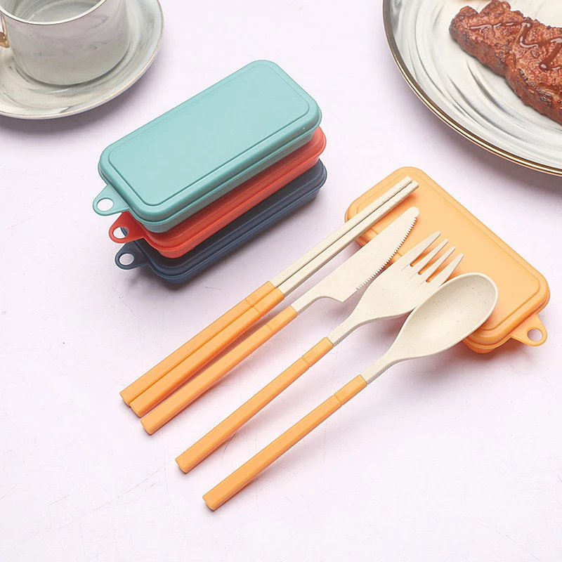 4Pcs Portable Plastic Cutlery Wheat Straw Dinnerware Set Detachable Outdoor Camping Cutlery Set Lunch Box Cutlery Set DCS004 thumbnail 2