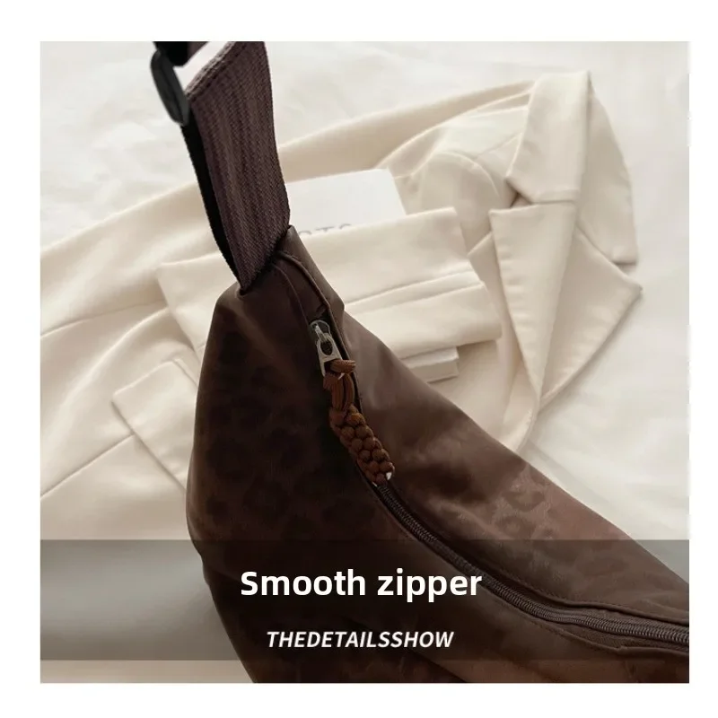 Leopard Print Suede Women's Shoulder Messenger Bag 2026 Large Capacity Casual Dumpling Bag for Commuter Versatile thumbnail 4