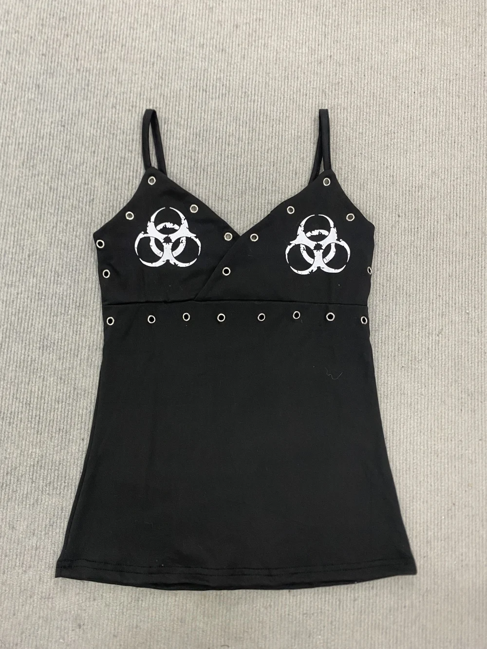 2026 New Summer Y2K Dark Gothic Biohazard Printed Strap Top Subcultural Punk Street Trendy Fashion Versatile, Small Personality thumbnail 4