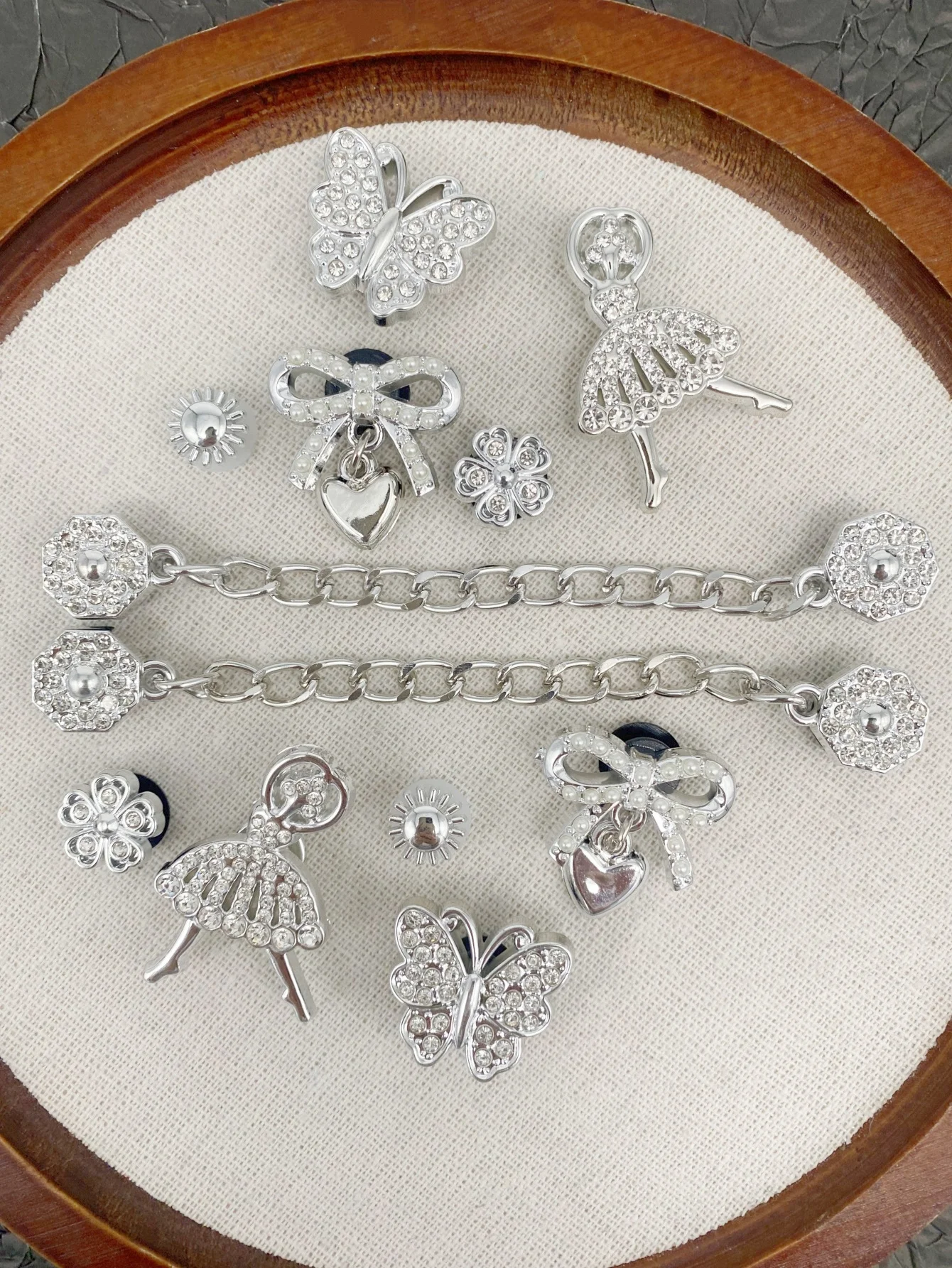 12 Pcs Trendy Silver Chain Shoe Charms, Detachable Dancing Girl DIY Accessories for Garden Shoes & Sandals, Versatile Outdoor Sh thumbnail 6
