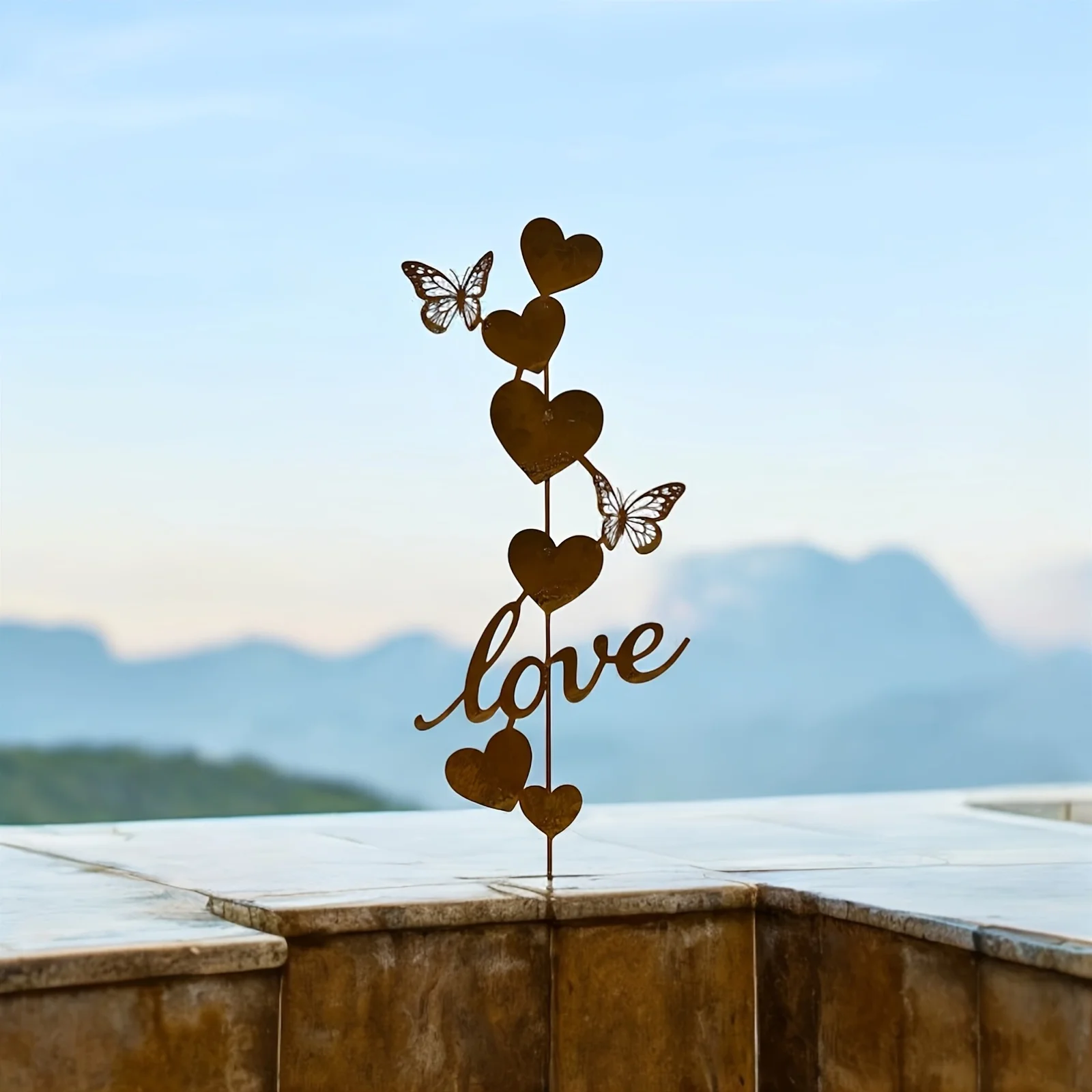 Artistic Decorative Metal Heart-Shaped Garden Pillar, Rusted Outdoor Lawn Decoration, Power-Free Ground Decoration, Suitable for Parks, Weddings, and Gardens - Easy to Install thumbnail 3