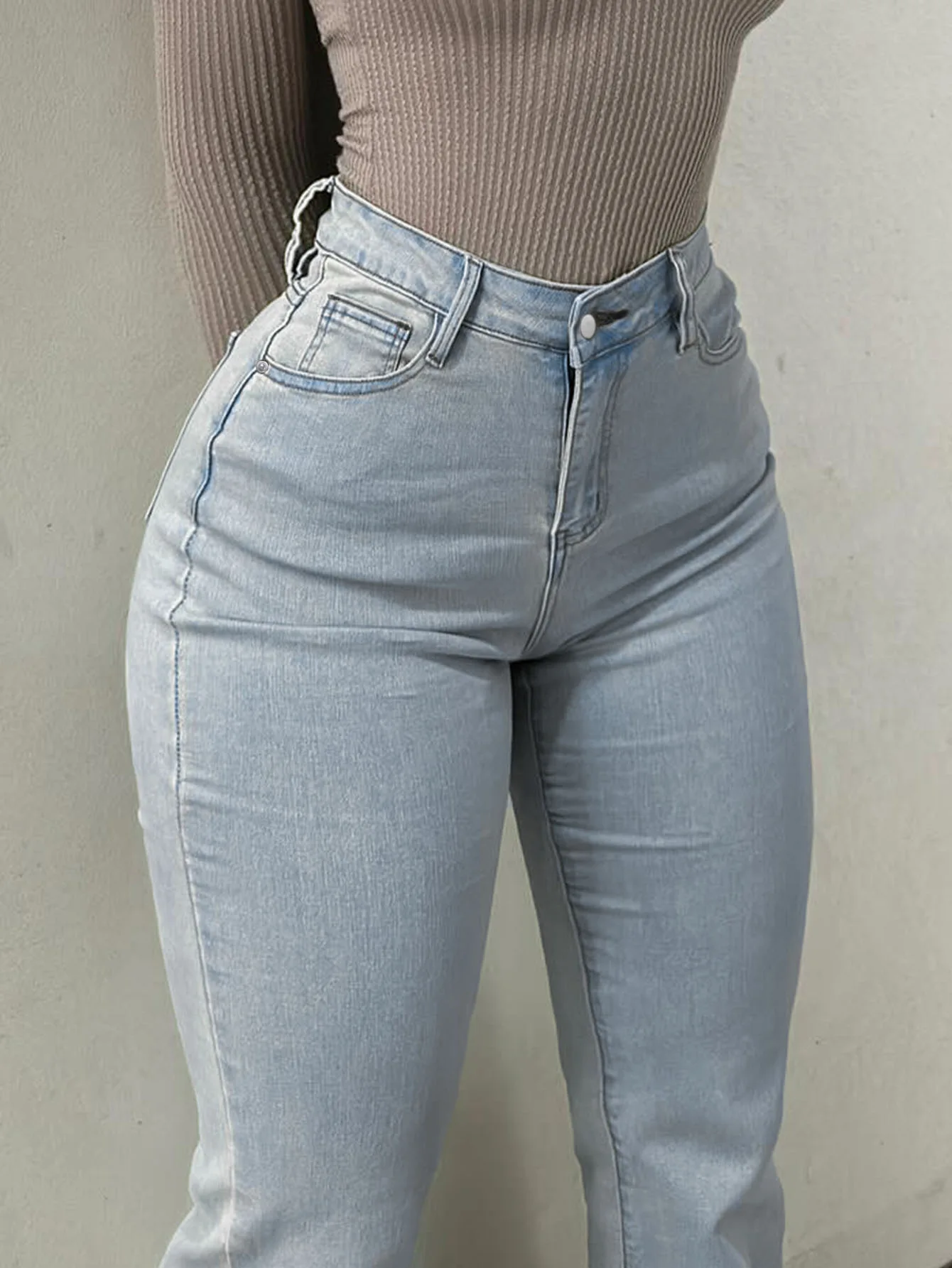 Women Casual Solid Color Denim Flare Jeans High Waist Slim Fit Bootcut Pants Stretchy Bell Bottom Trousers For Daily Streetwear thumbnail 4
