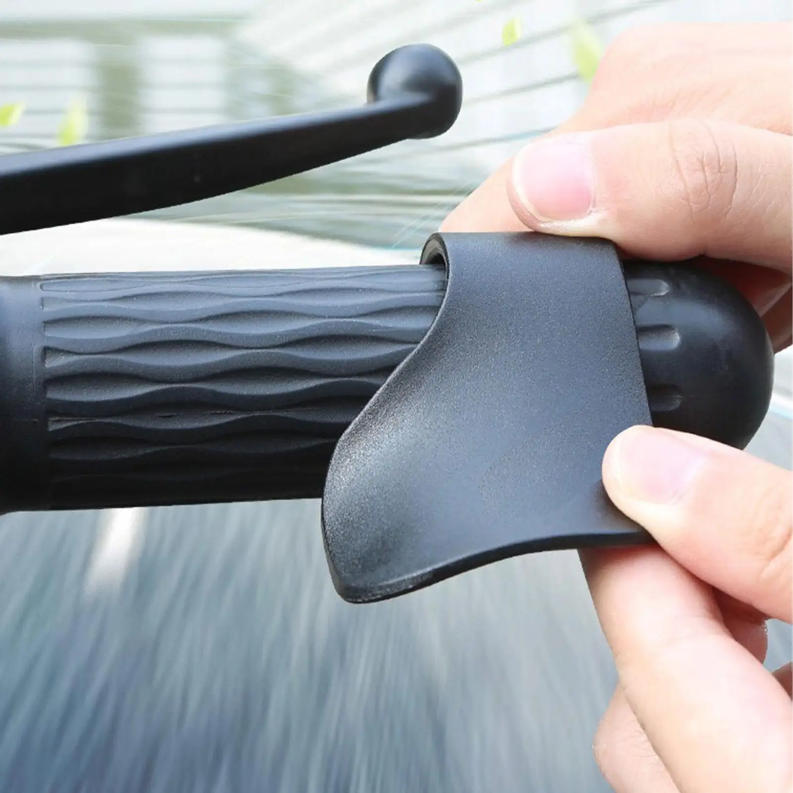 Moto Cruise Assist Handle Throttle Motorcycle Throttle Holder Accelerator Grip Assist Oil Control Wrist Rest Control Handlebar thumbnail 3