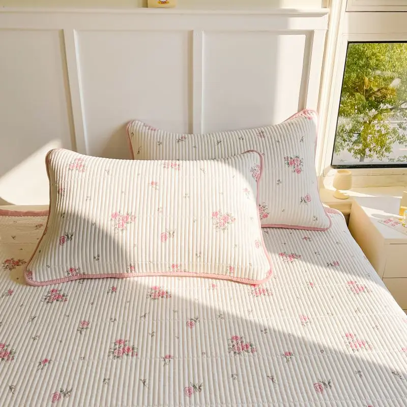 Soft Comfortable Summer Bedspread Versatile Coverlets Quilt Skin-friendly Breathable Quilted Bedsheet Thicken Durable Bed Cover thumbnail 4