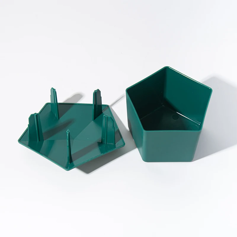  High-Quality Snail Trap Durable Thickened PP Plastic Catcher Safe No Electricity Reusable Garden Slug Cage for Vegetables thumbnail 5